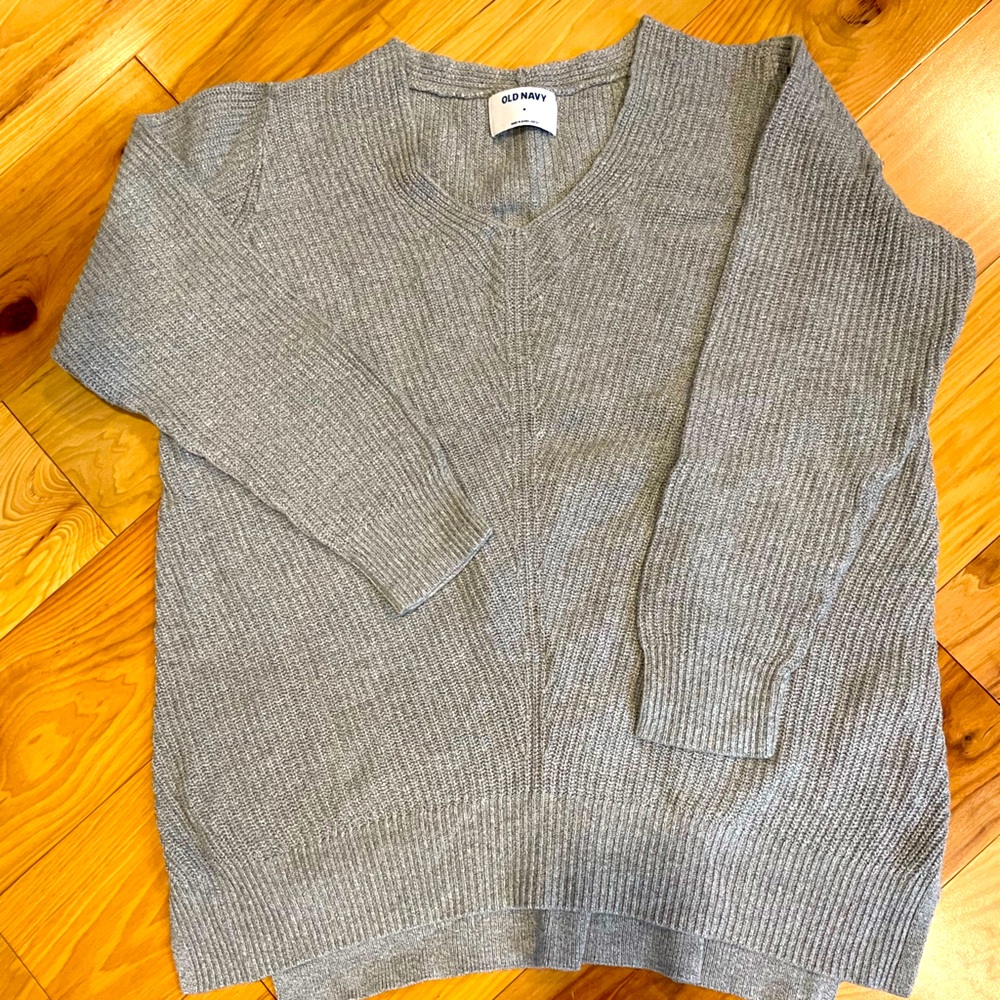 Preowned Old Navy V Neck Sweater